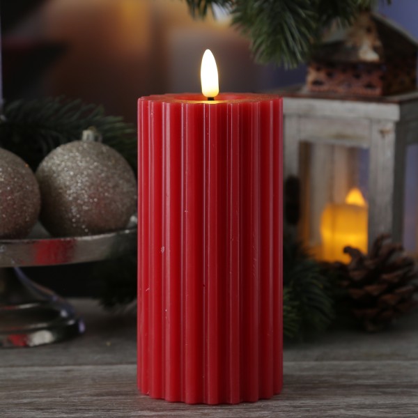 LED Kerze LIV - gerillt - Echtwachs - warmweiße 3D Flamme - H: 17,5cm - D: 7,5cm - Timer - rot